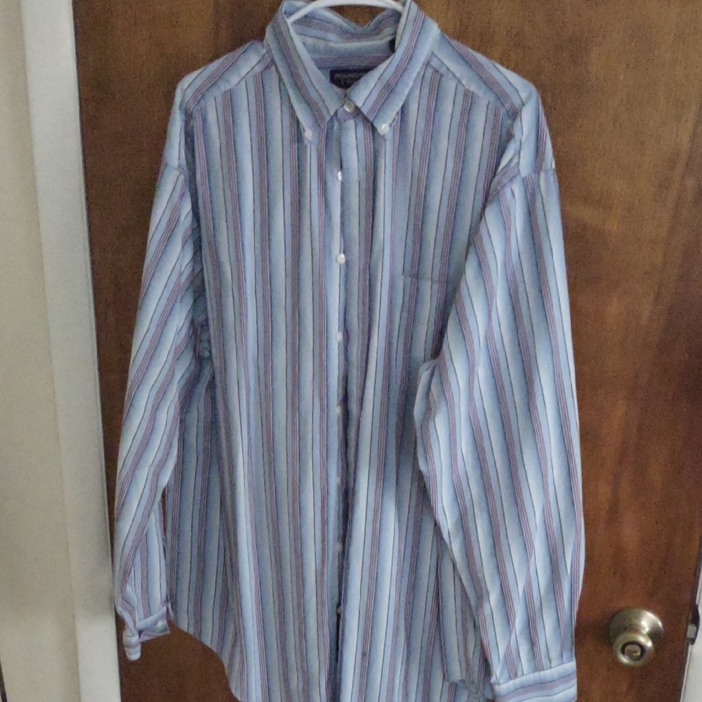 Roundtree & Yorke Red, Blue and White Striped Button Down Long sleeve XLT